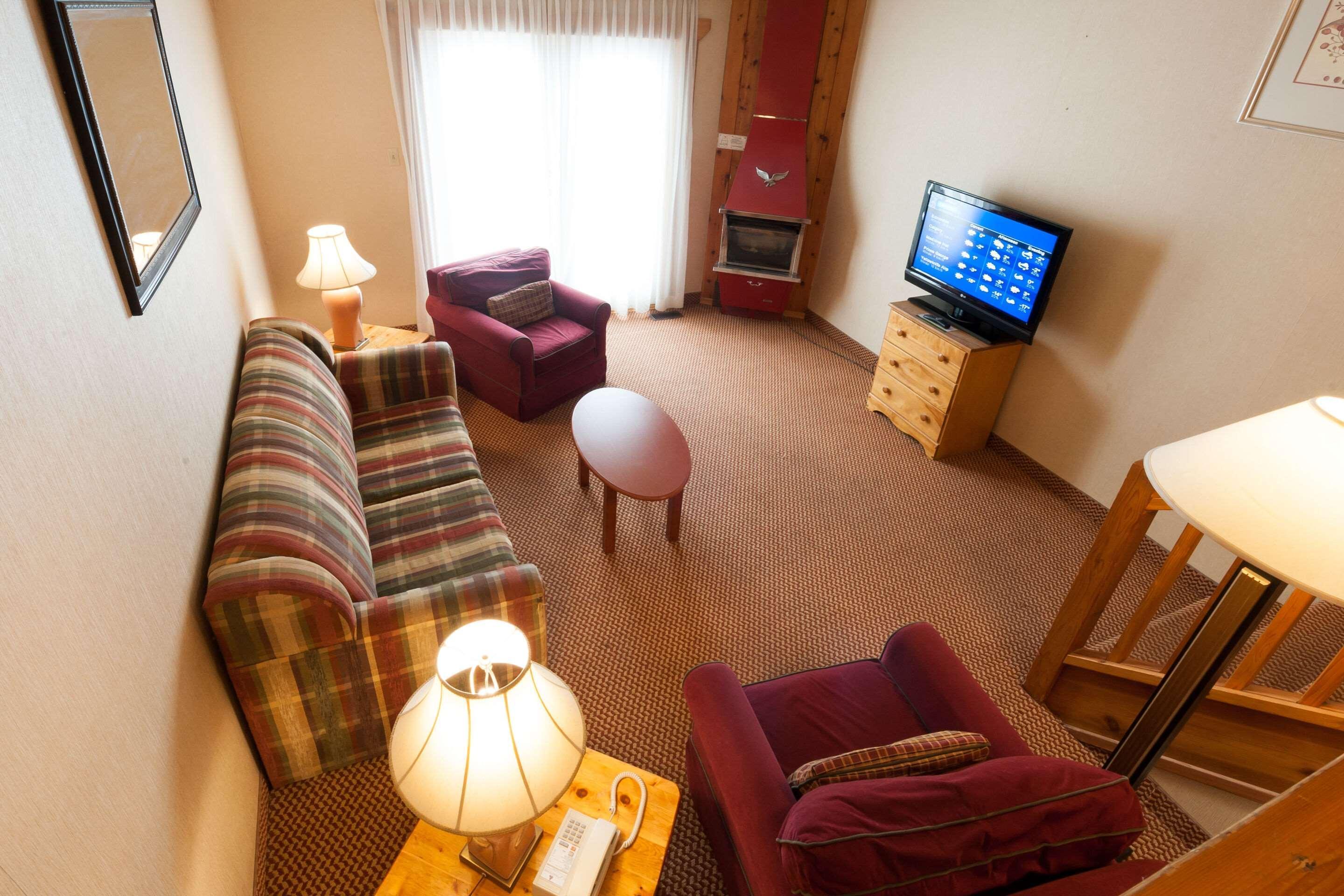 Pinestone Resort, Conference Centre, Spa & Golf Course Haliburton Exteriör bild
