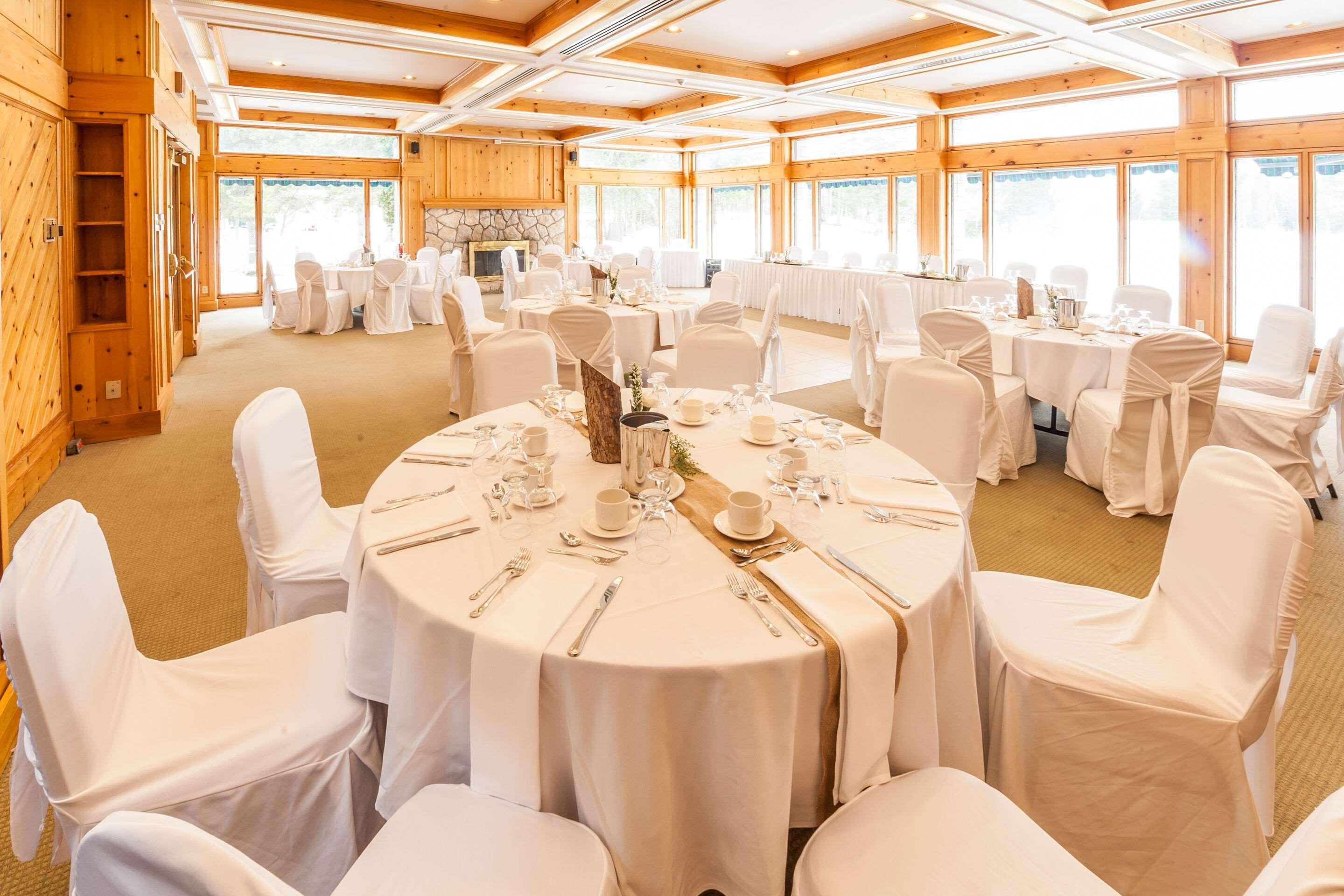 Pinestone Resort, Conference Centre, Spa & Golf Course Haliburton Exteriör bild