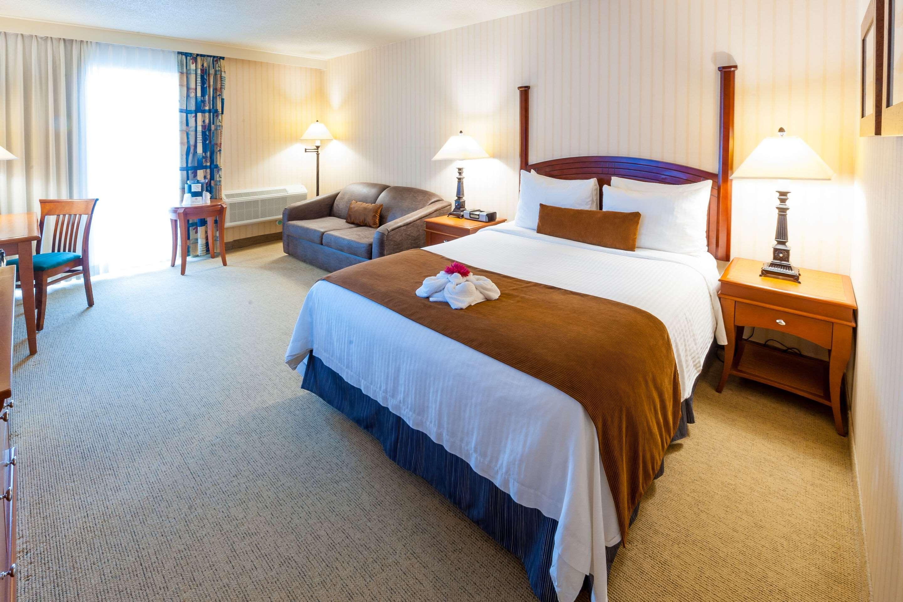 Pinestone Resort, Conference Centre, Spa & Golf Course Haliburton Exteriör bild