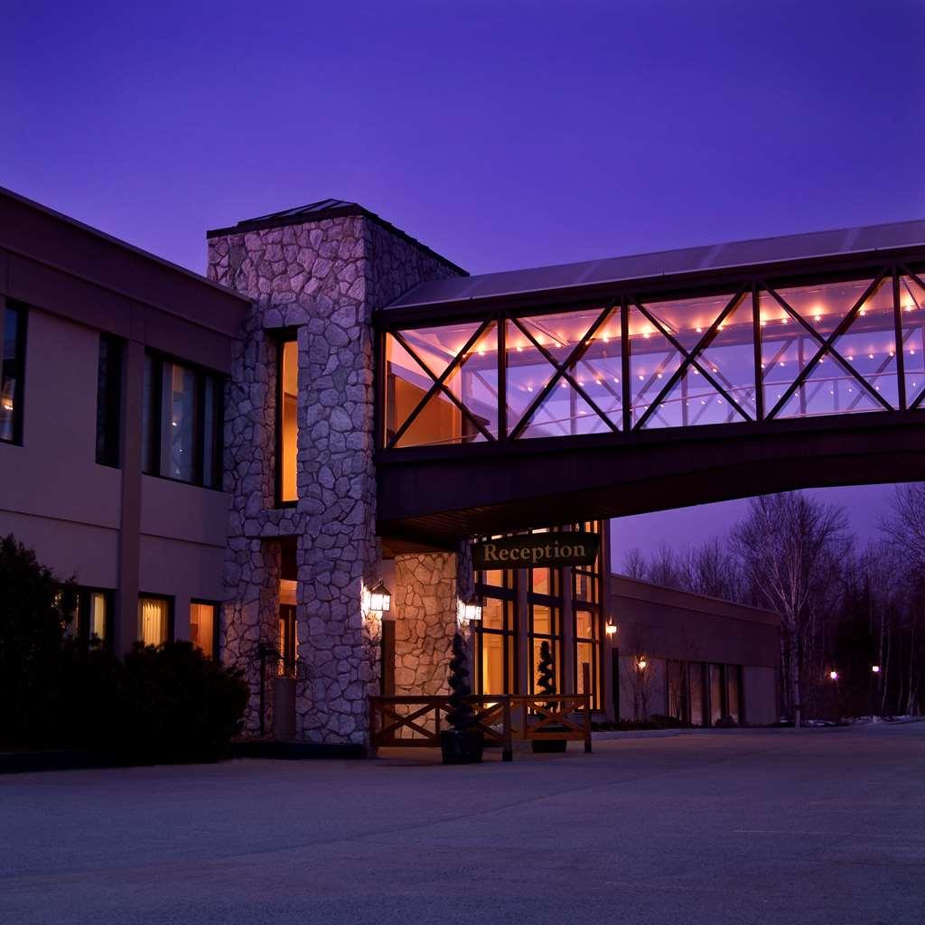 Pinestone Resort, Conference Centre, Spa & Golf Course Haliburton Exteriör bild